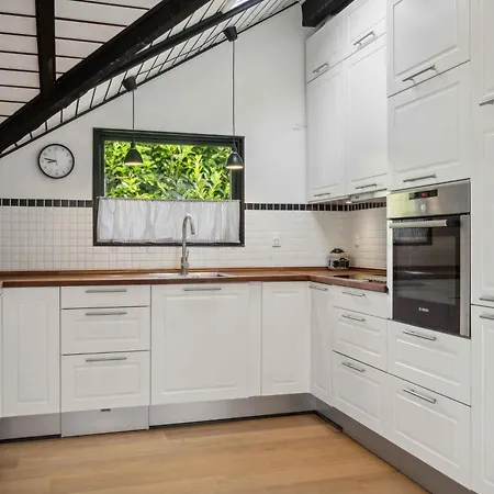 The Summer House In Peaceful Nyrup *