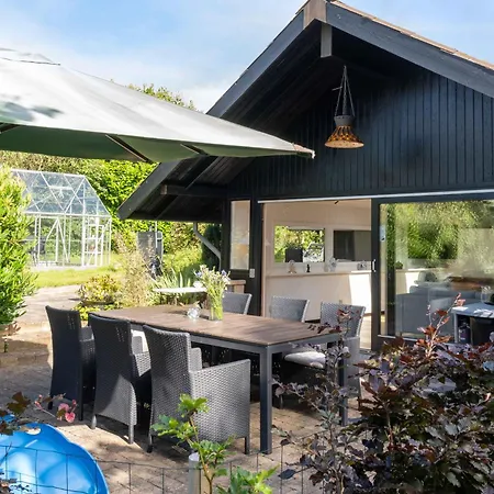 펜션 The Summer House In Peaceful Nyrup Nykøbing Sjælland